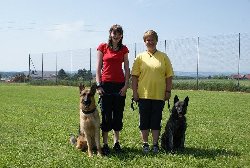 Carmen und Silke klein1 Carmen und Silke klein1